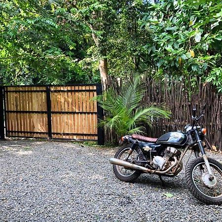 Le Cabanon Apartment ดิคเวลลา ภายนอก รูปภาพ